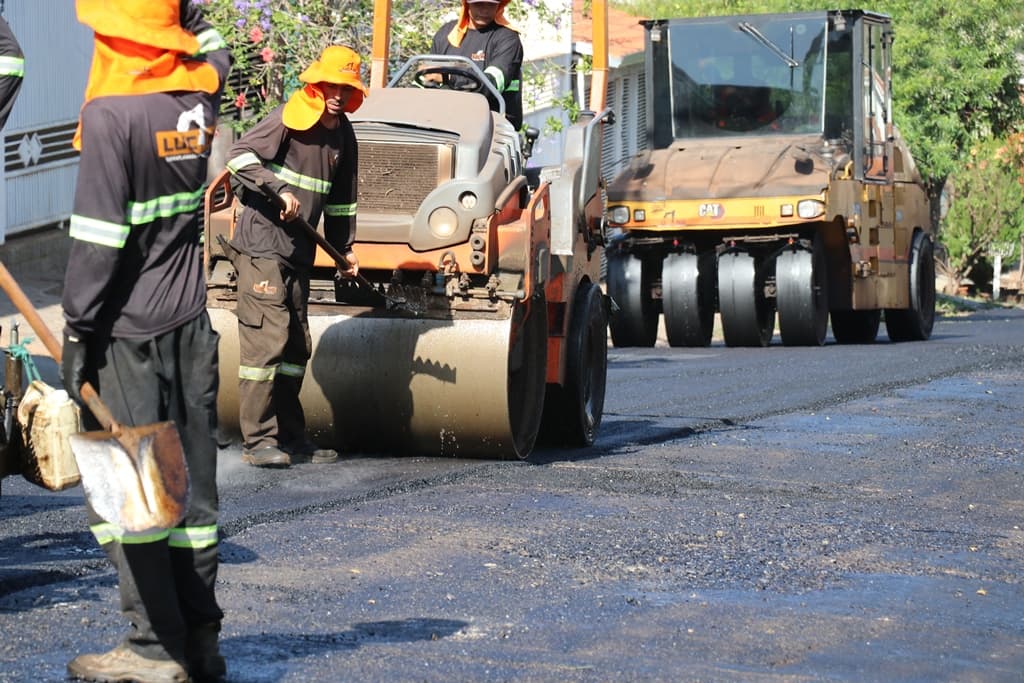 Recapeamento avança nas zonas norte e oeste de Marília
