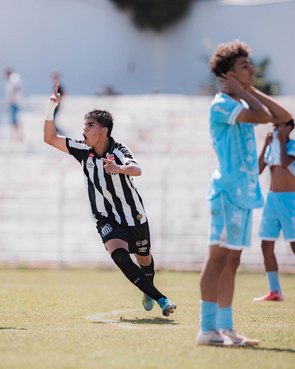Santos garante vagas em competições de base