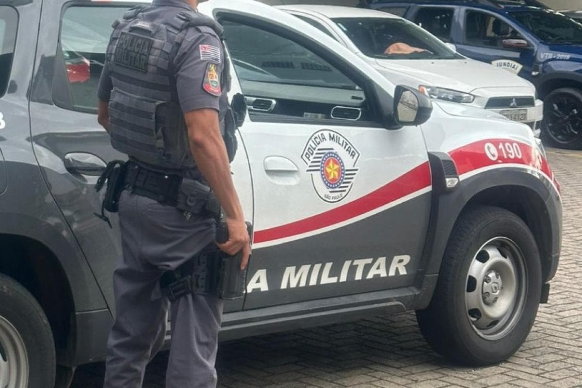Homem é preso após resistir à abordagem policial