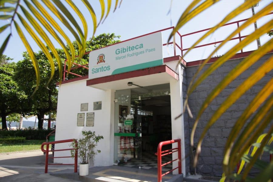 Gibiteca de Santos recebe oficina e feira de gibis