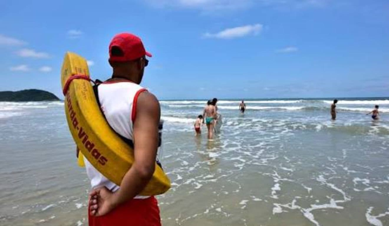 Bertioga abre seleção para guarda-vidas