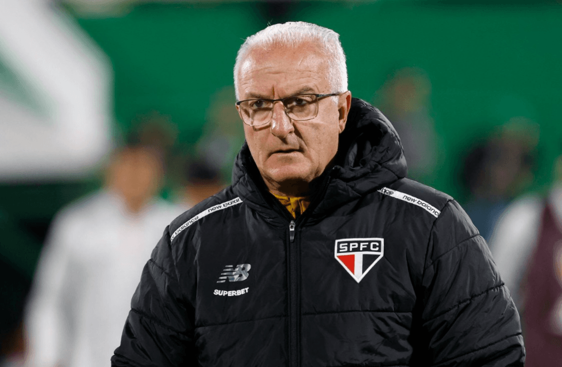São Paulo chega a dez jogos sem vencer