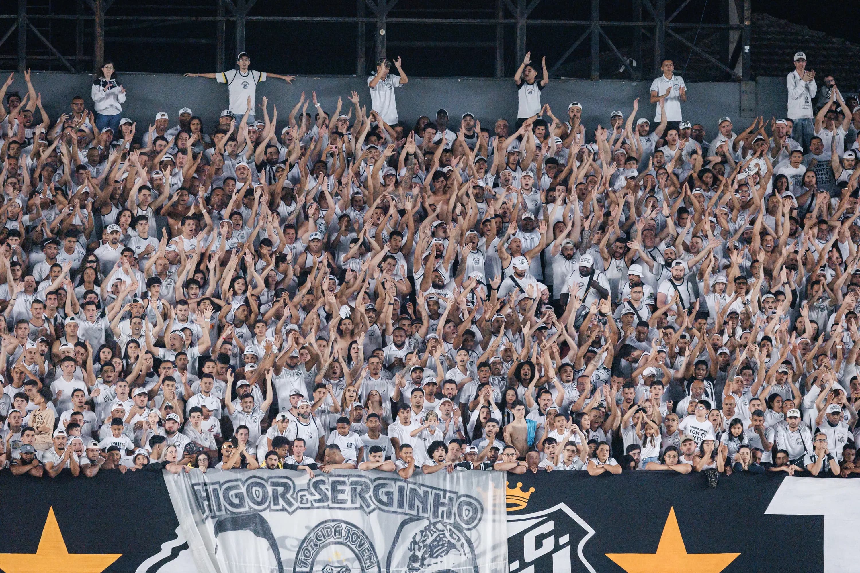 Santos esgota ingressos para jogo decisivo contra Palmeiras