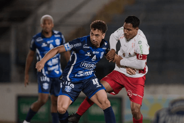 Linense vence Marília e lidera Copa Paulista