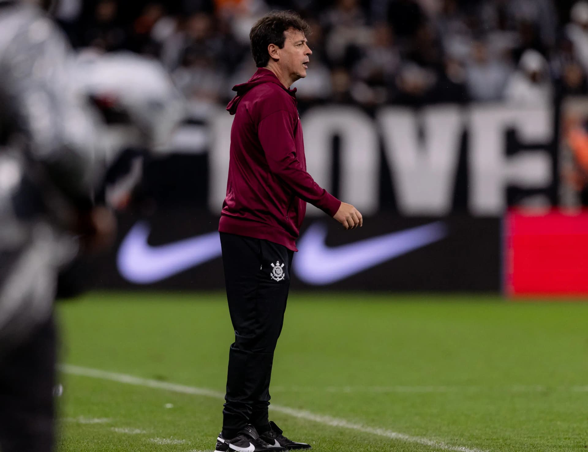 Diniz descarta saídas do Corinthians até dezembro