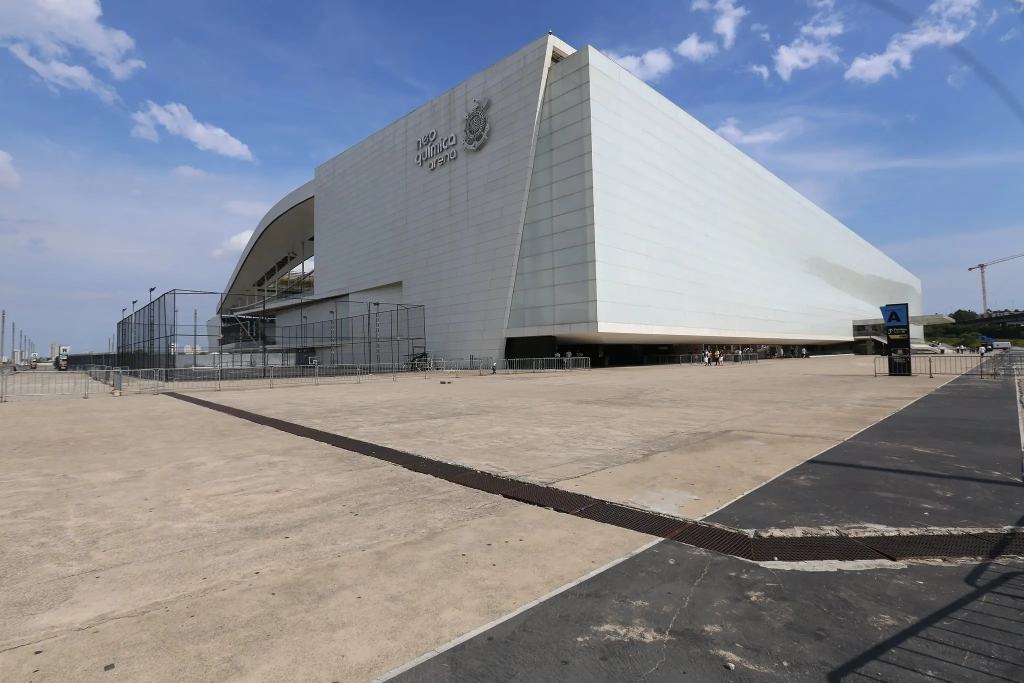MP apura cobrança indevida da Caixa ao Corinthians