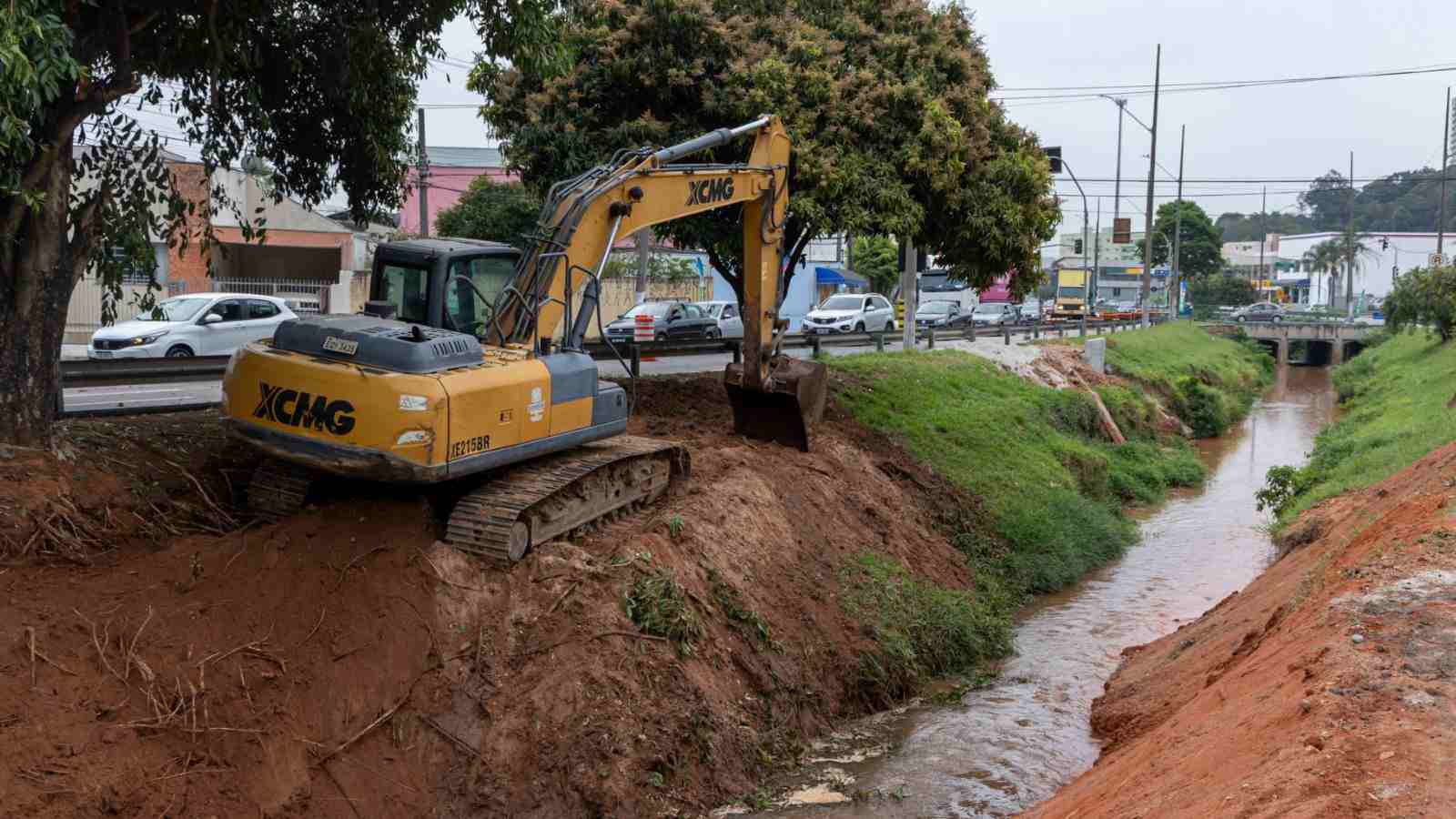 Jundiaí avança em obras de drenagem contra enchentes