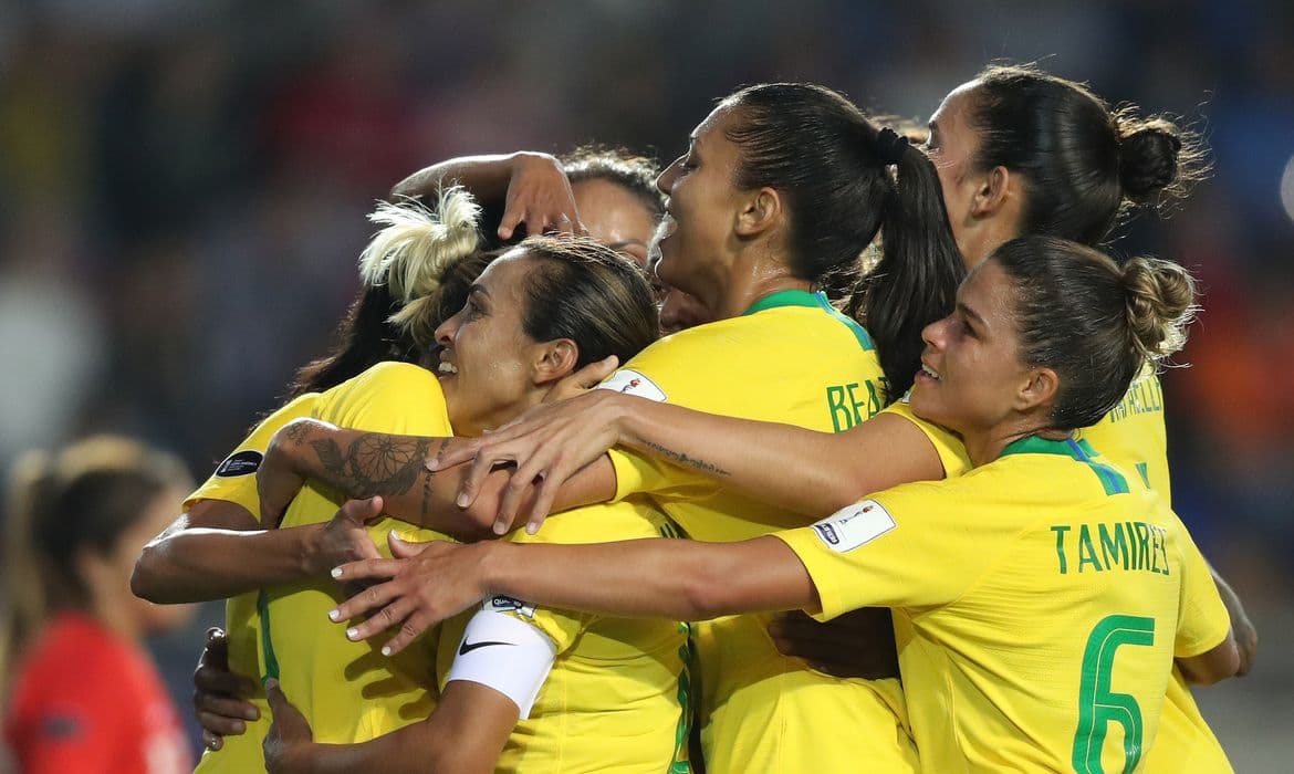 Copa feminina de 2027 vai movimentar R$ 8,8 bilhões