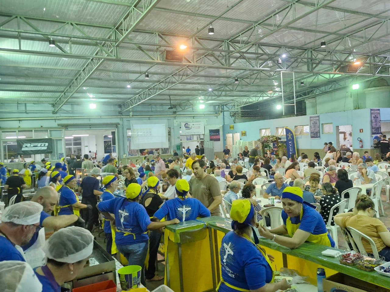 Paróquia da Santa Cruz celebra festa em setembro