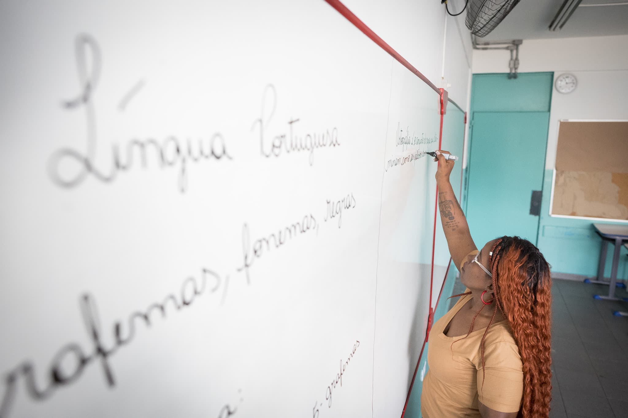 3.088 professores fazem provas de concurso estadual