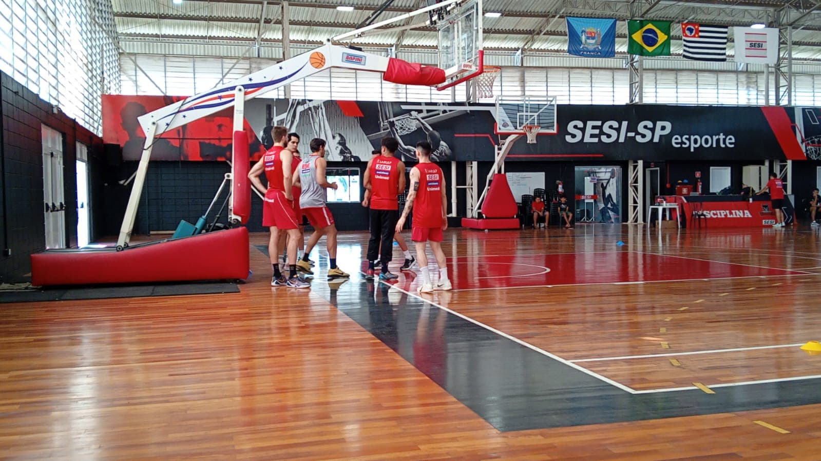 Sesi Franca mira hexa do NBB e Paulista