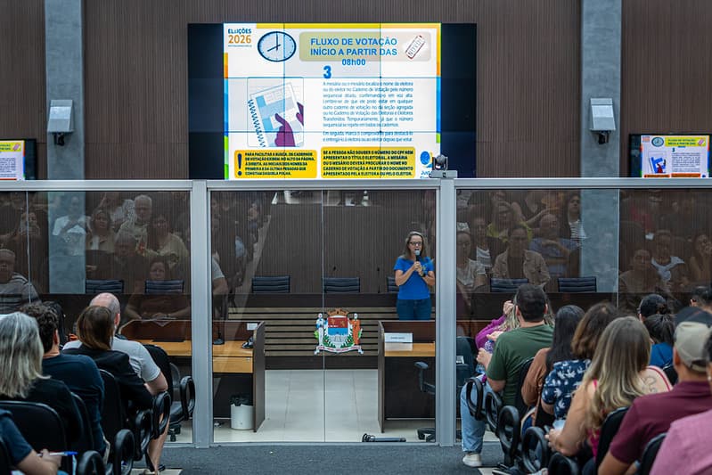 Mesários de Franca iniciam treinamento para eleições