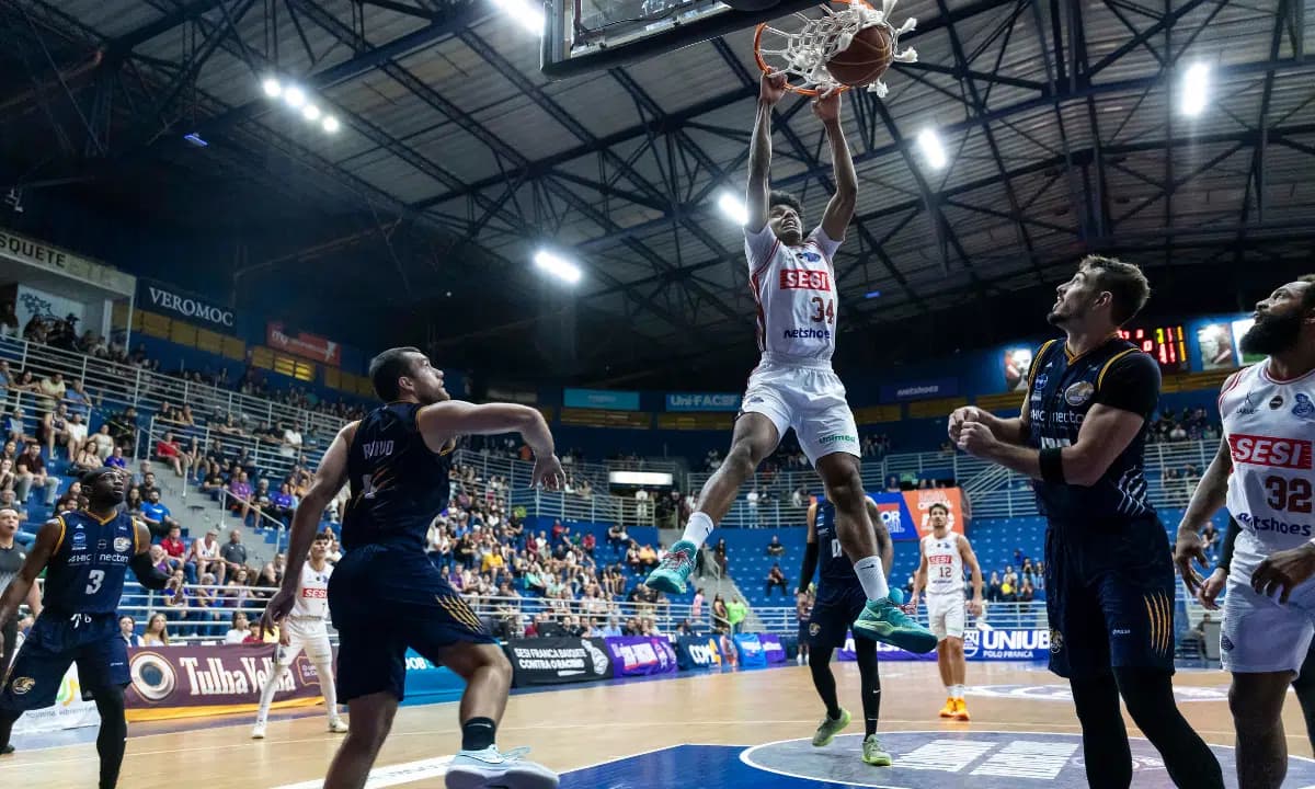 Sesi Franca lidera fase do Paulista de Basquete