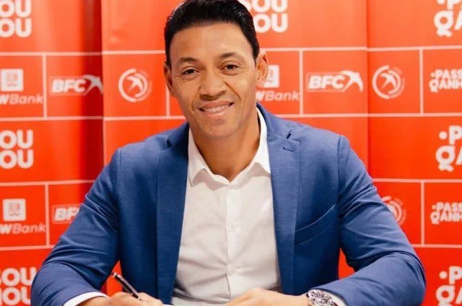 Ricardo Oliveira pode integrar gestão do Comercial