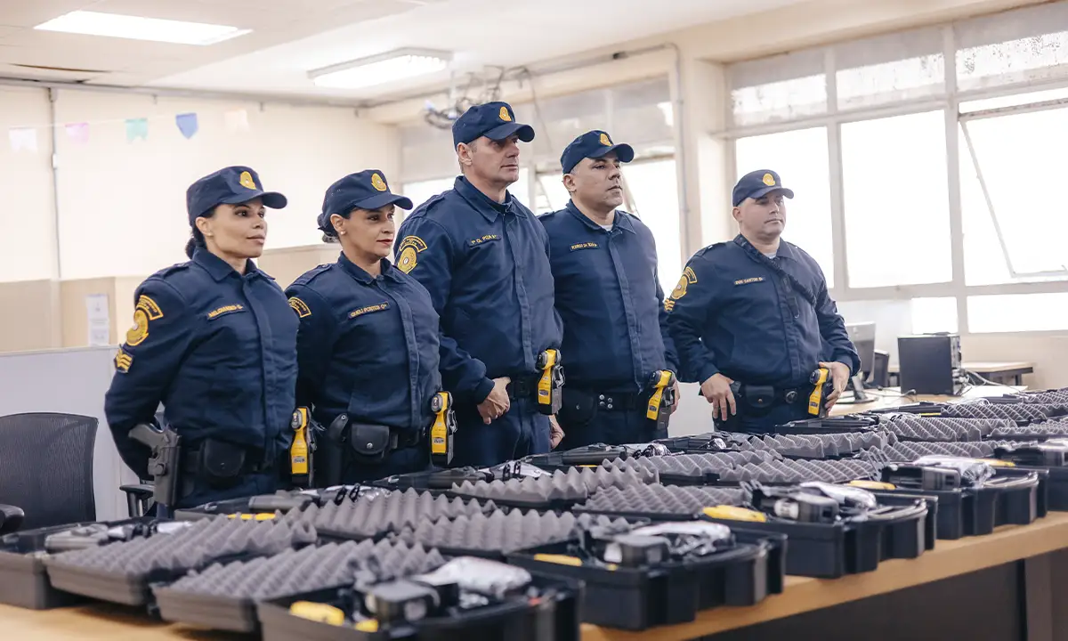 GCM de São Bernardo recebe 433 Tasers e sprays