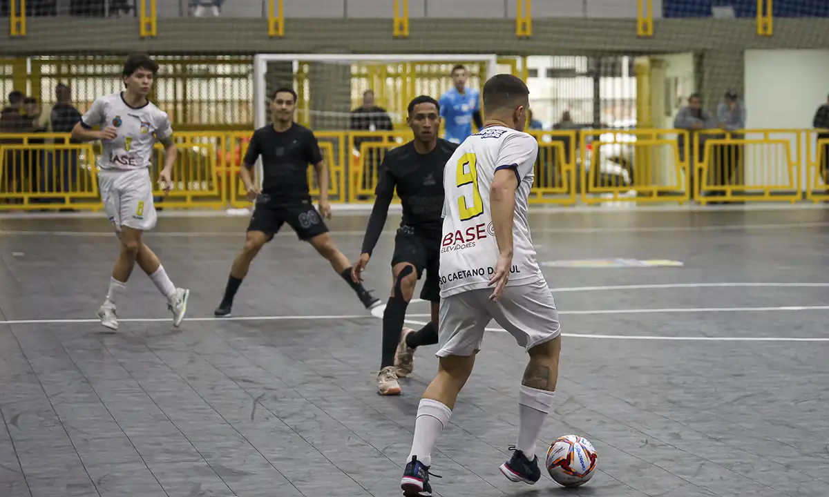 Liga São Caetano enfrenta Corinthians no Paulista