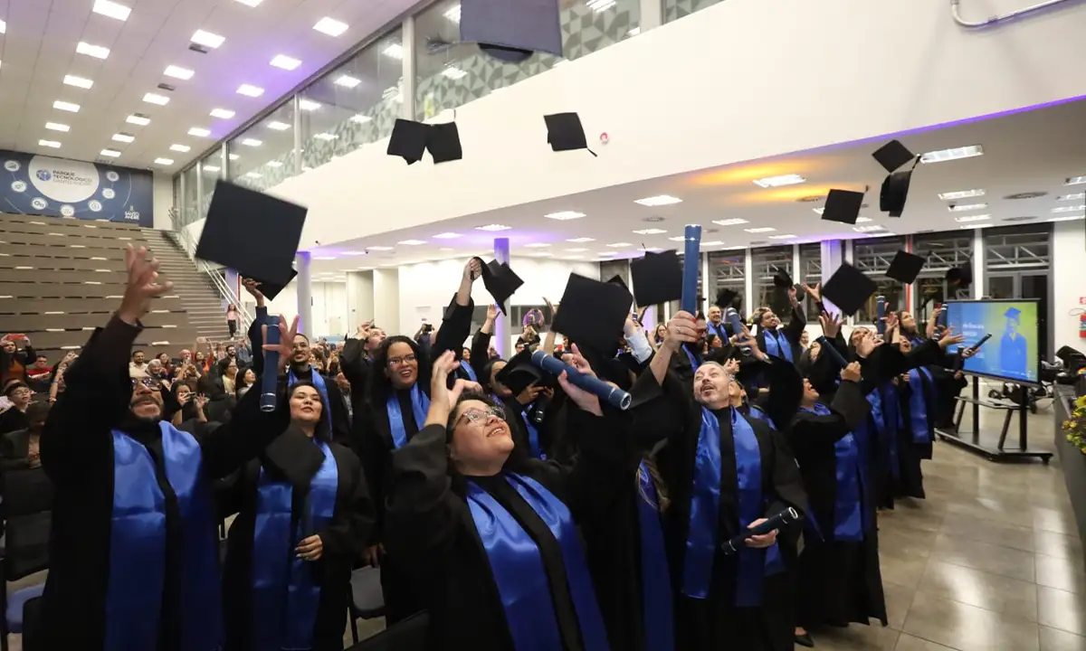 Univesp forma 37 alunos em Santo André