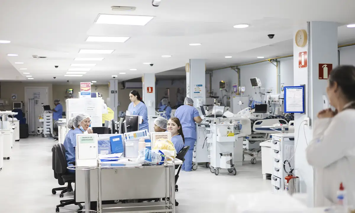 Novos médicos especialistas em oncologia