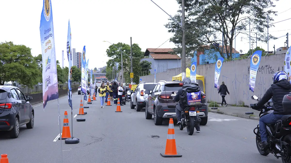 Santo André realiza blitz educativa de trânsito