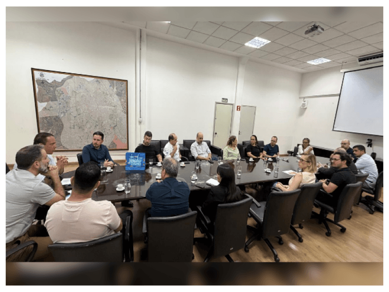 Limeira discute criação de marca para fortalecer polo de joias folheadas