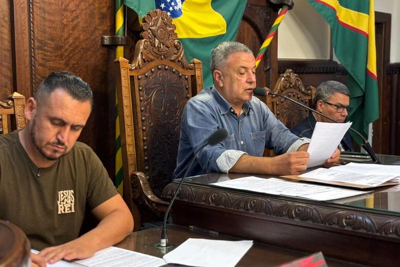 Defesa de Suéllen Rosim é protocolada