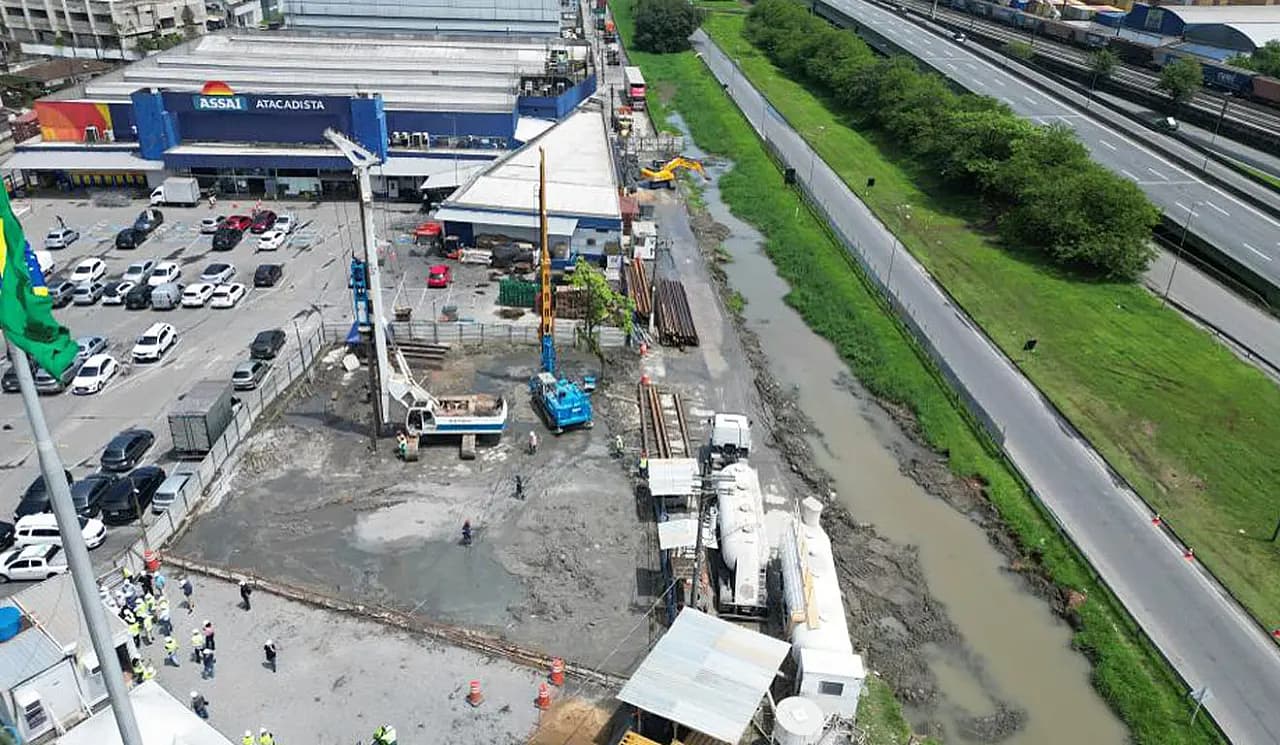 Obra de drenagem inicia em Santos