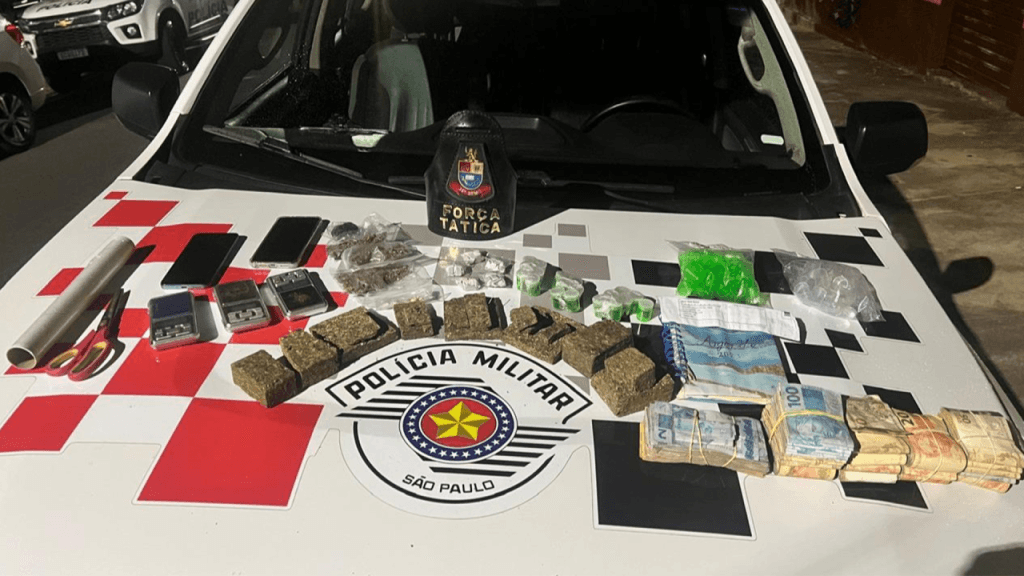 Força Tática prende homem com 1 kg de maconha, crack e mais de R$23 mil em Limeira