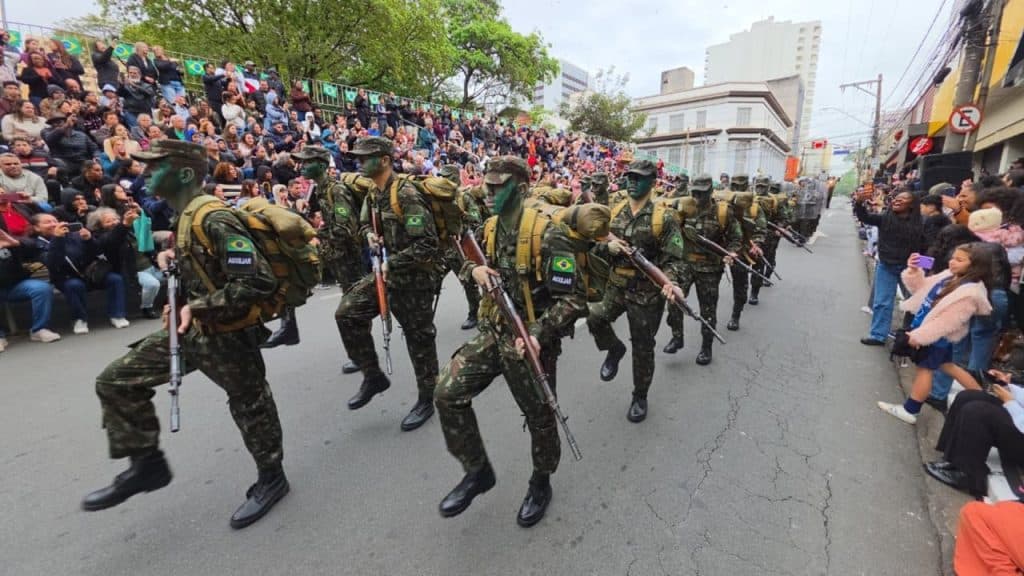 Limeira reúne milhares no Desfile de 07 de Setembro em comemoração ao bicentenário