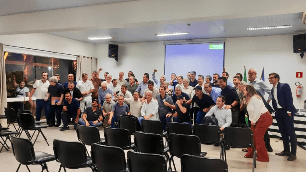 Inter de Limeira aprova SAF com Ronaldo e Roberto Carlos e mira Série A em até oito anos