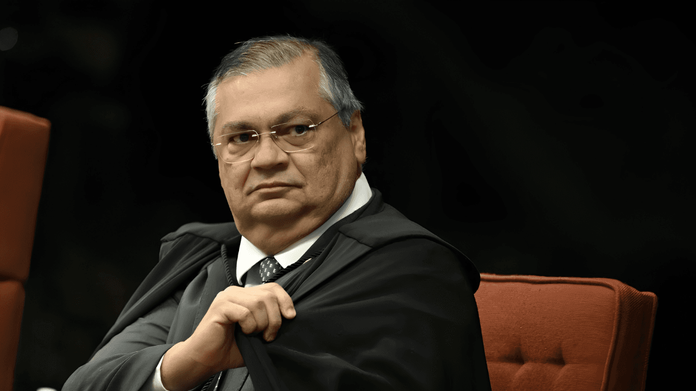 Flávio Dino suspende julgamento sobre jogos de azar no STF