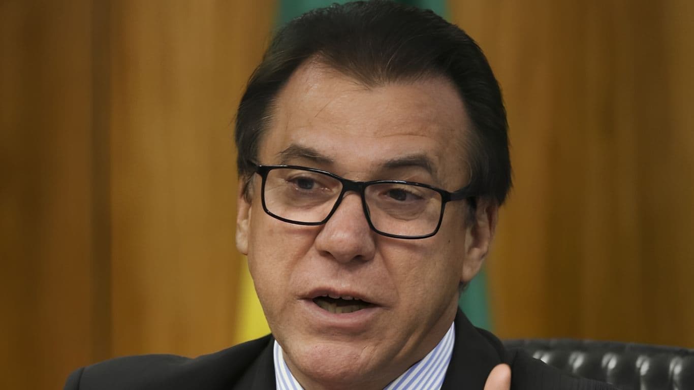 Marinho chama Congresso de “tragédia” e defende mudança