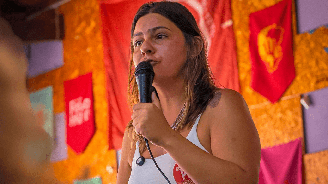 Arthur do Val volta a atacar mulheres ucranianas em debate