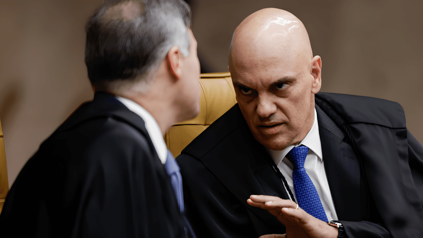 Mendonça avalia investigar Moraes após revelações sobre Vorcaro