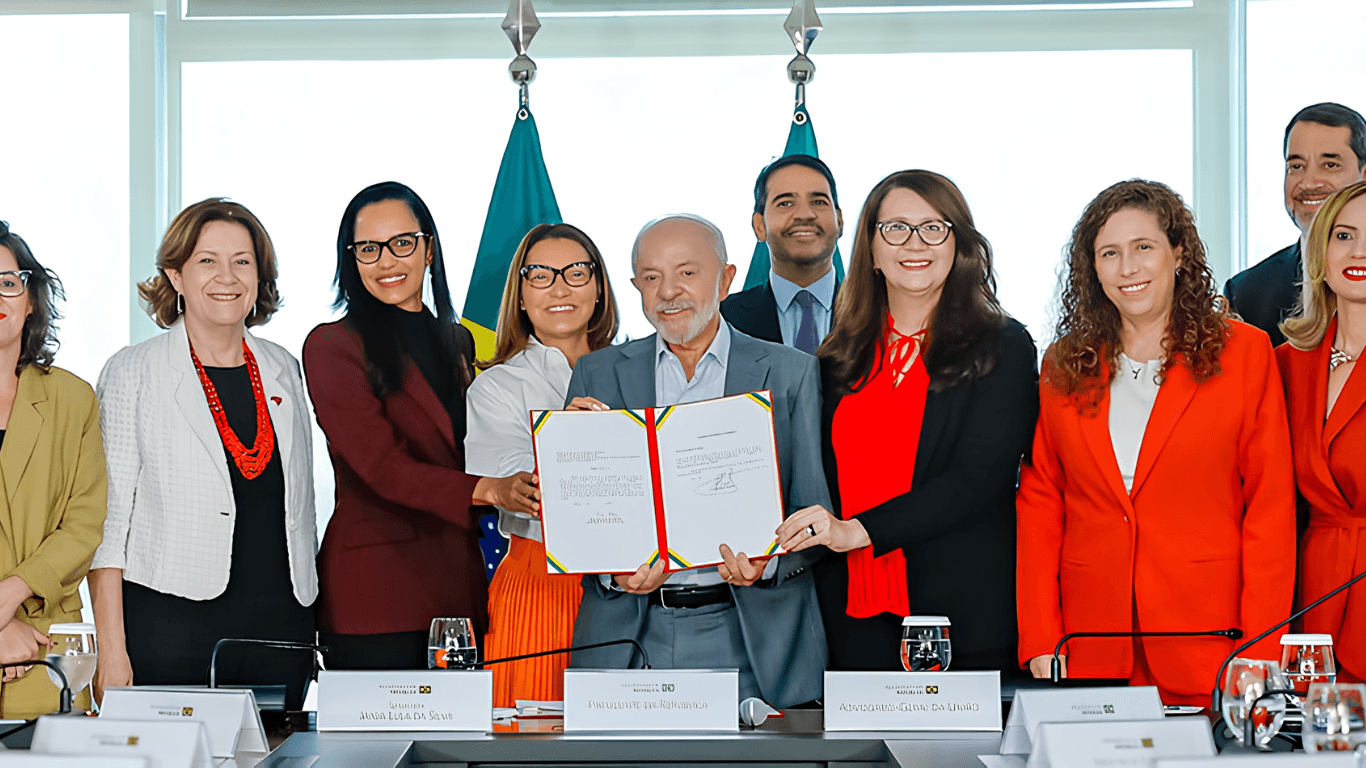 Afastamento por violência doméstica terá proteção de renda