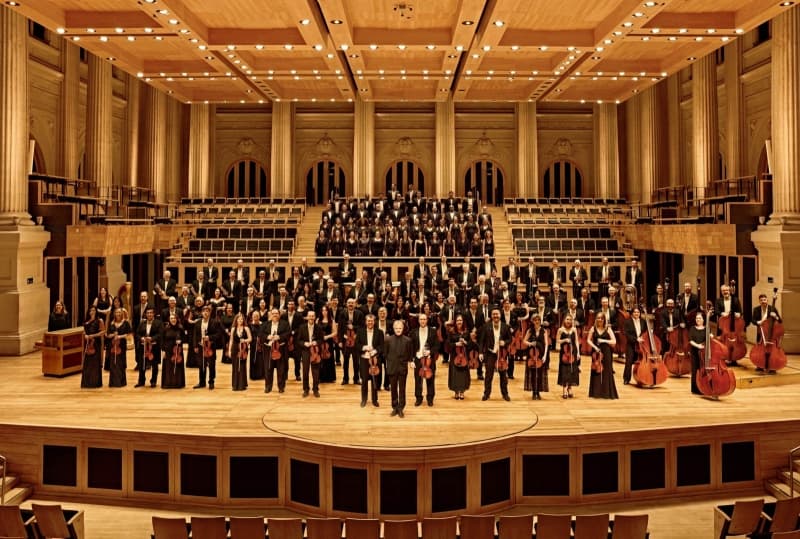 Coro da Osesp leva concerto gratuito ao Mosteiro de São Bento, em Vinhedo, neste domingo