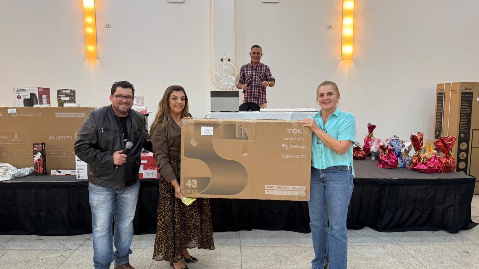 Show de Prêmios em Piracicaba vai beneficiar a APAE