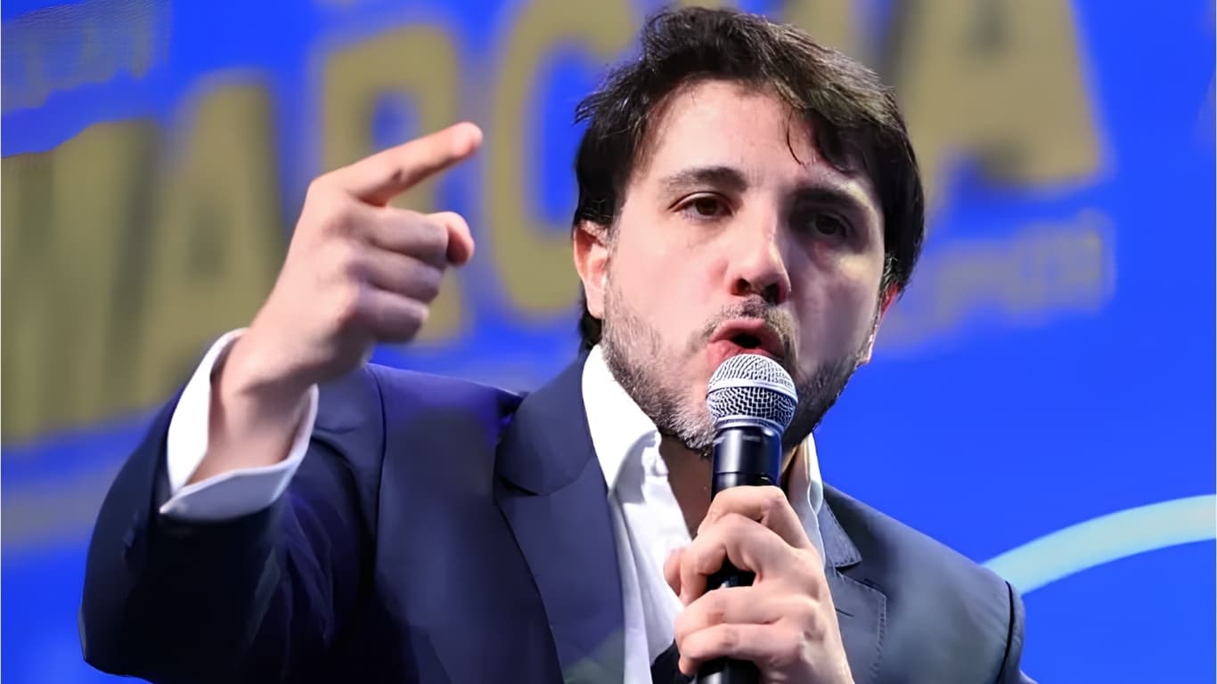 Renan Santos chama Lula e Flávio de “covardes” e promete GLO contra o crime organizado