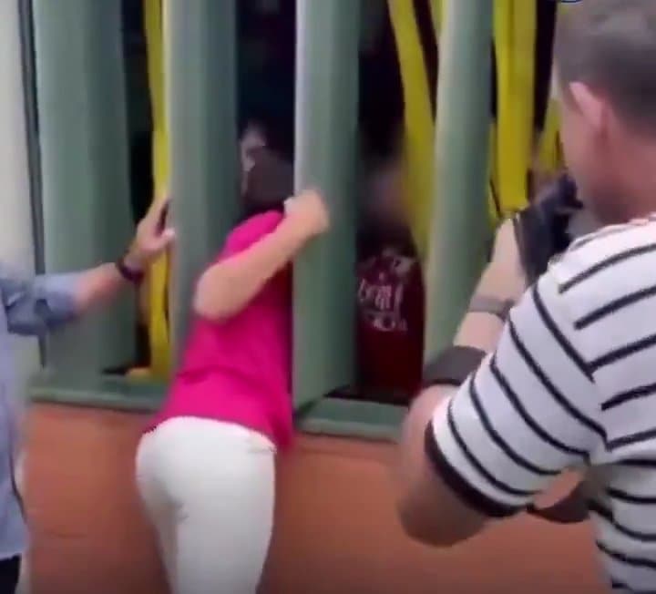 Michelle Bolsonaro discute com eleitora durante votação no Distrito Federal