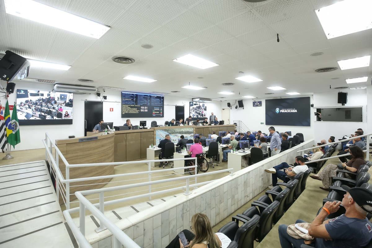 Câmara de Piracicaba vota projetos sobre clima, saúde e serviços públicos
