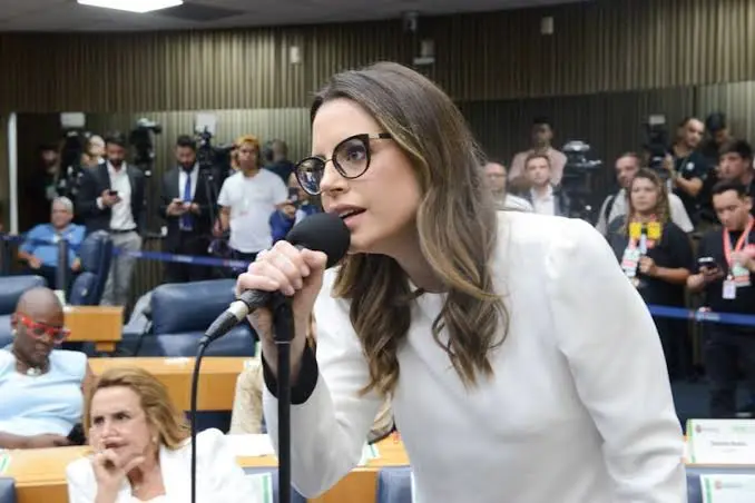 Chefe de gabinete e coordenadora deixam equipe de Zoe Martinez após repercussão sobre evolução patrimonial