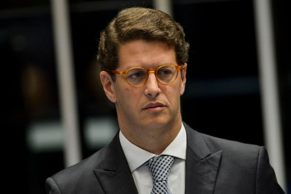 TRE-SP condena Ricardo Salles a pagar R$10 mil por propaganda antecipada e ataques contra André do Prado