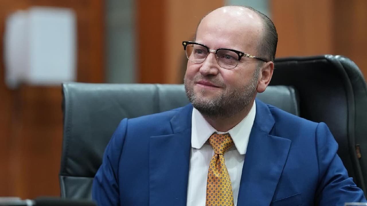 PF faz nova busca na casa do advogado Nelson Wilians durante investigação sobre apostas e lavagem de dinheiro
