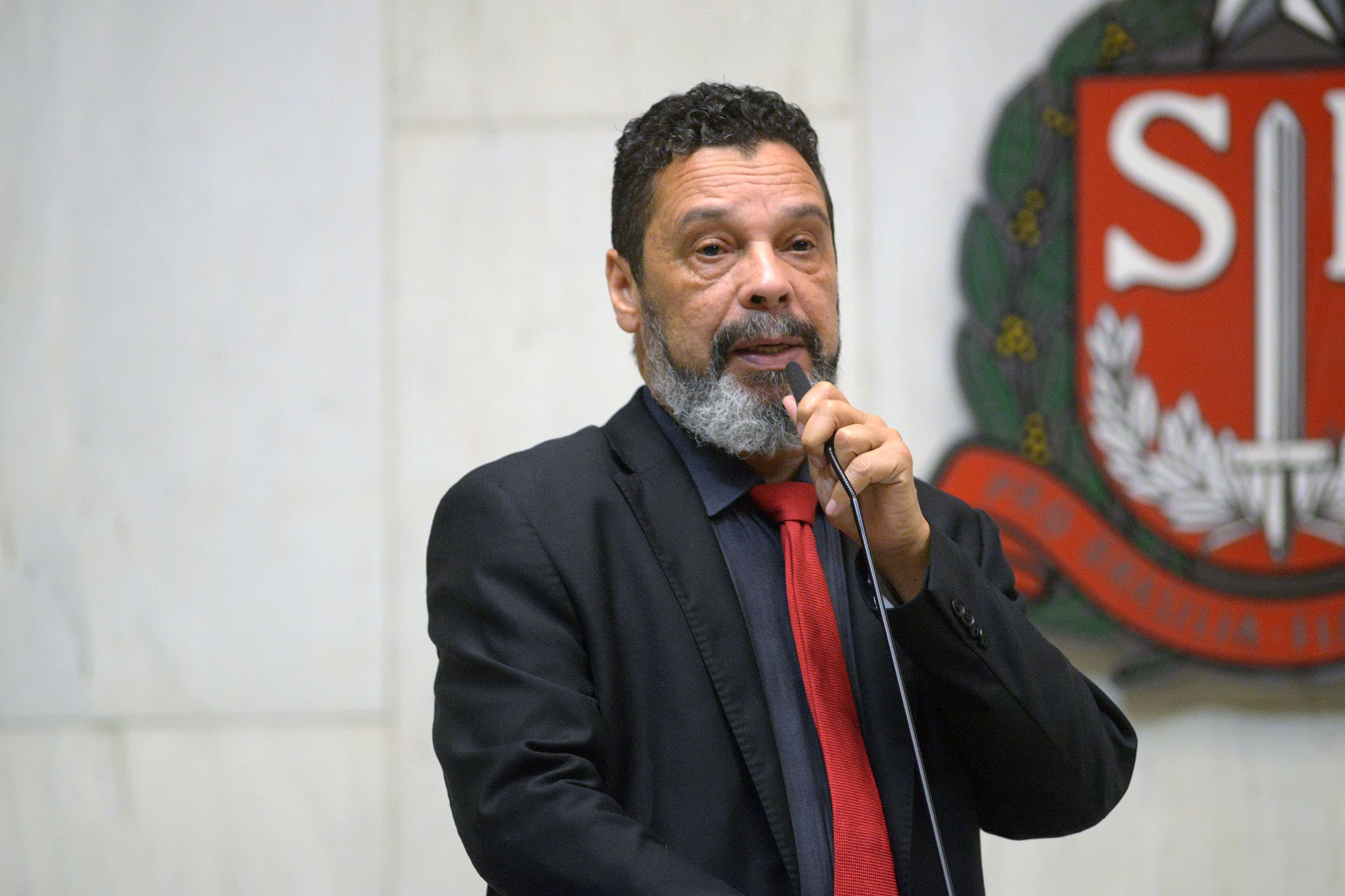 Projeto na ALESP quer criar agente de bordo para melhorar segurança e atendimento nos ônibus de São Paulo