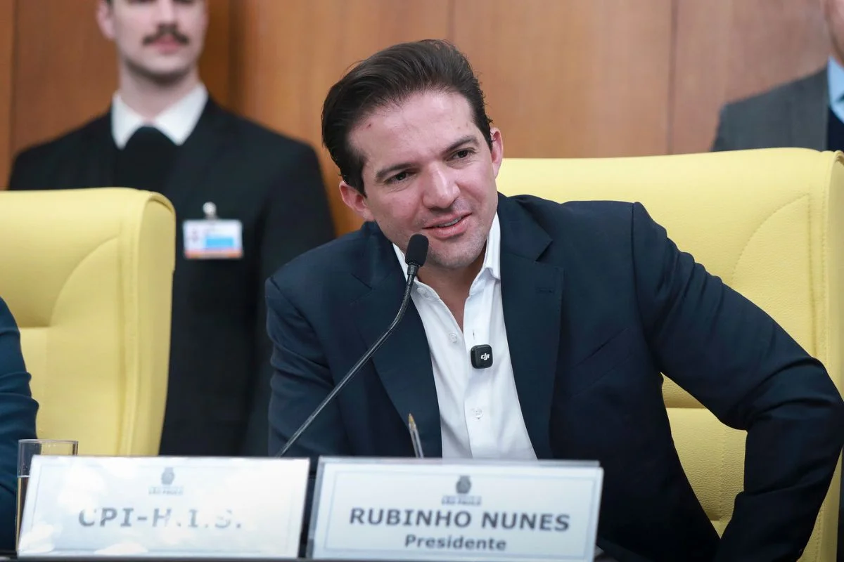 Câmara Municipal de São Paulo analisa pedido de impeachment de Ricardo Nunes e vereador Rubinho Nunes preside comissão