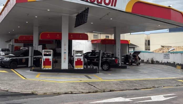 Posto de combustíveis é lacrado novamente