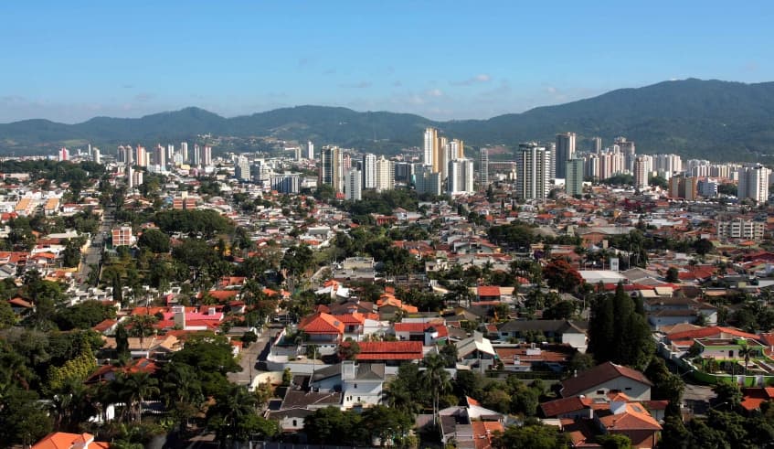 Agosto começa com sol e calor em Mogi