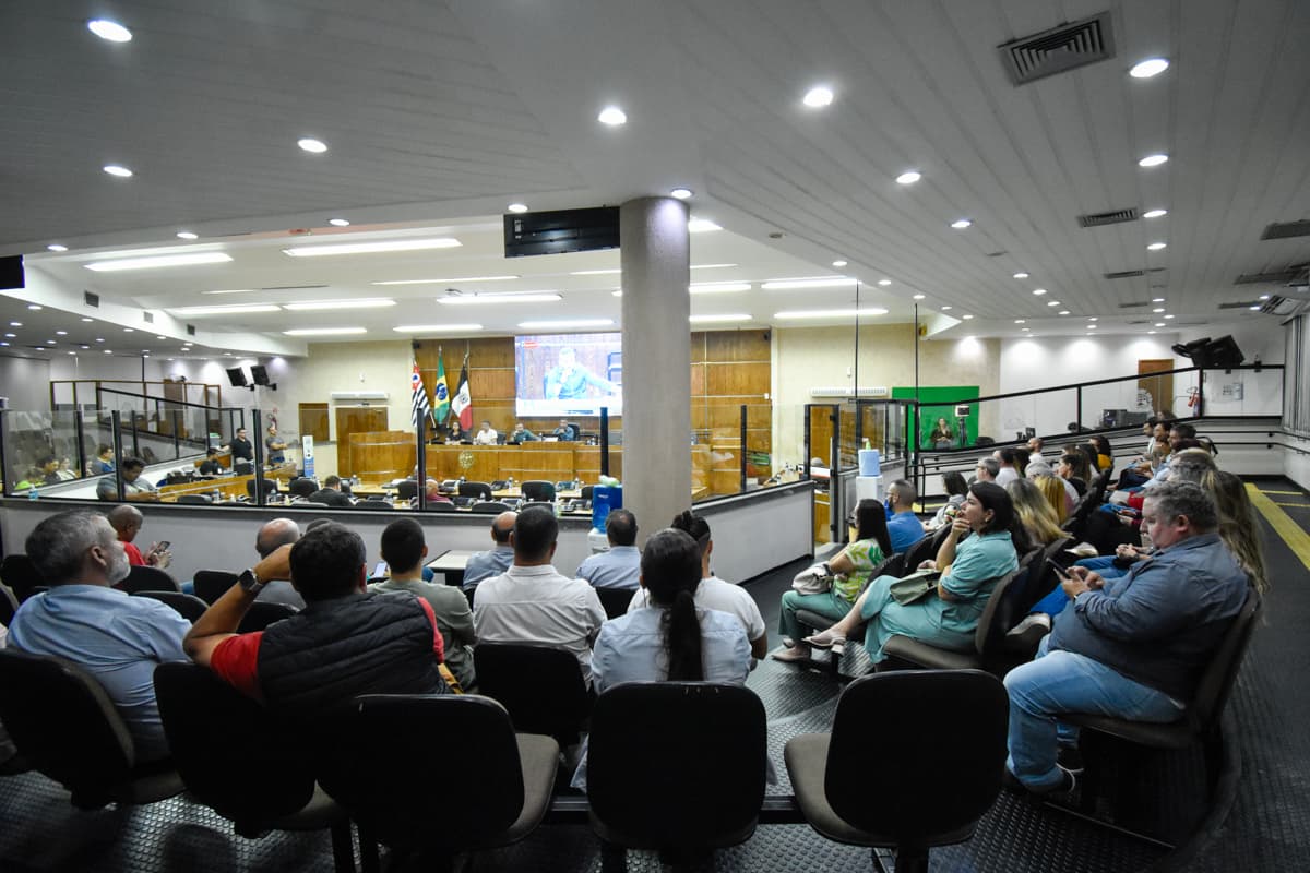 Câmara rejeita denúncia contra vereadora de Praia Grande