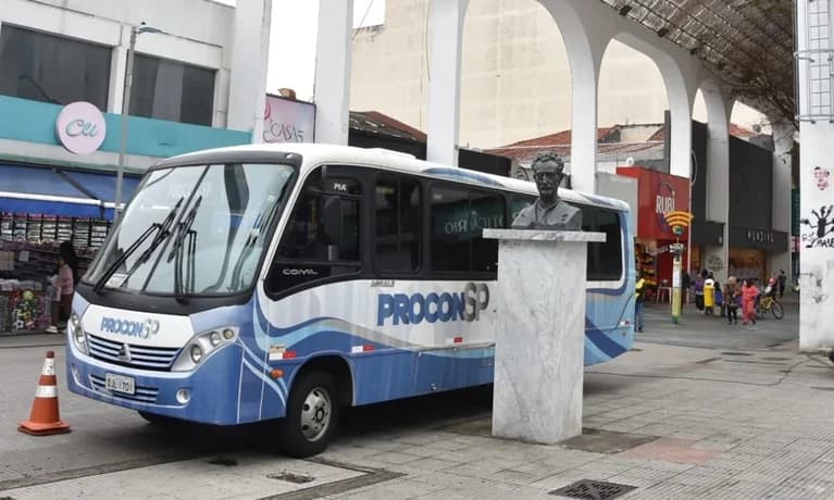 Procon Móvel atende moradores em Santo André