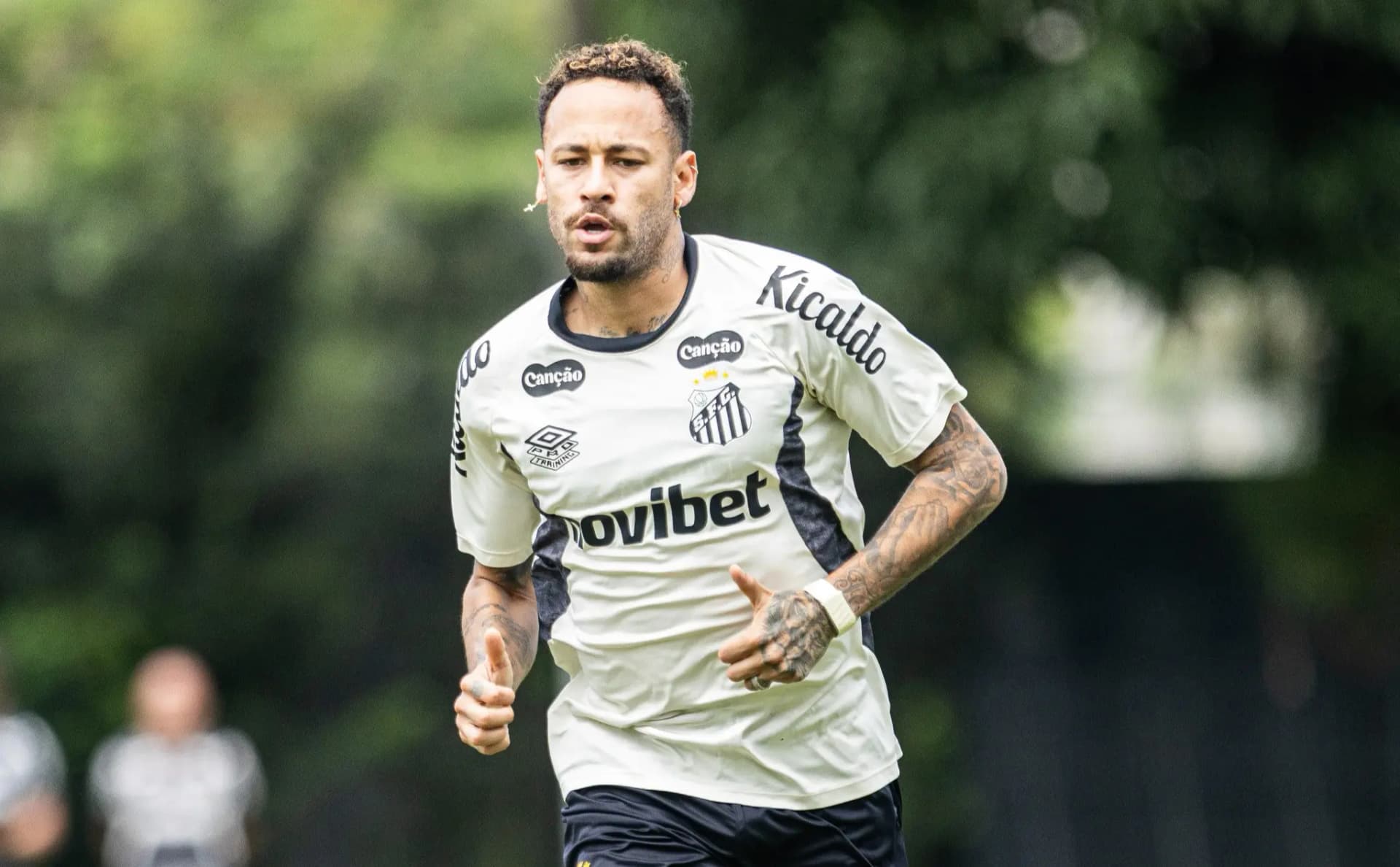Santos se prepara para sequência decisiva
