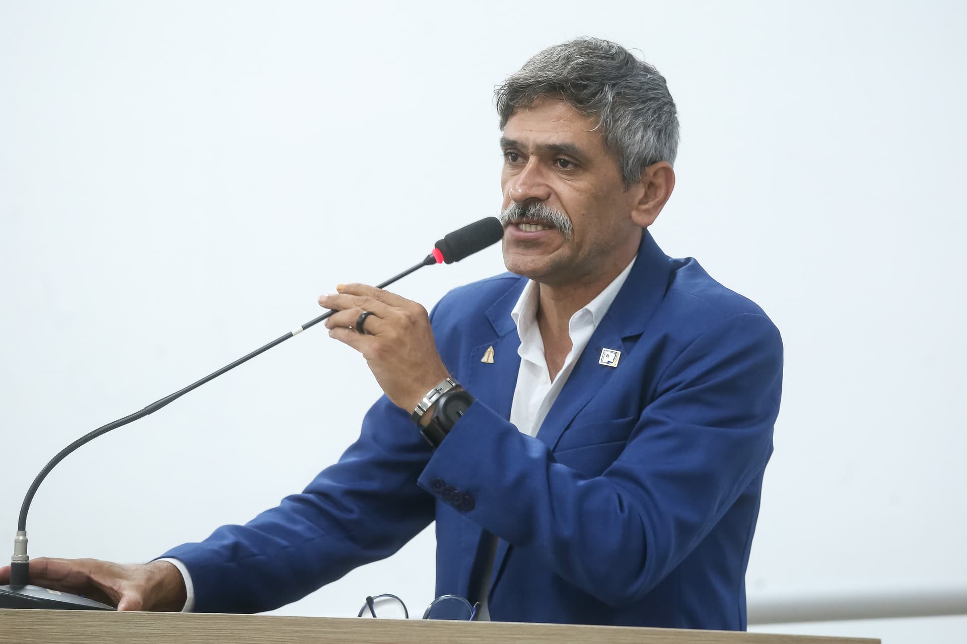 Vereador Fabrício Polezi segue internado na Santa Casa após cair no Rio Piracicaba e ser arrastado pela correnteza